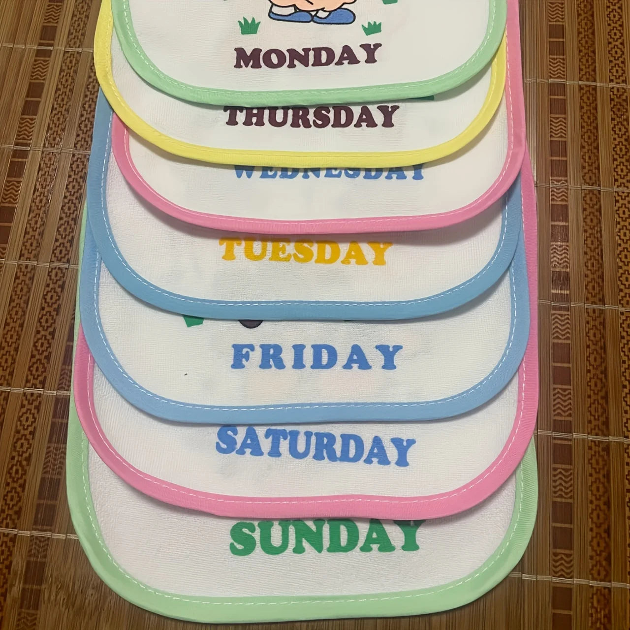 WeekClean Baby Bib Set (7pcs)